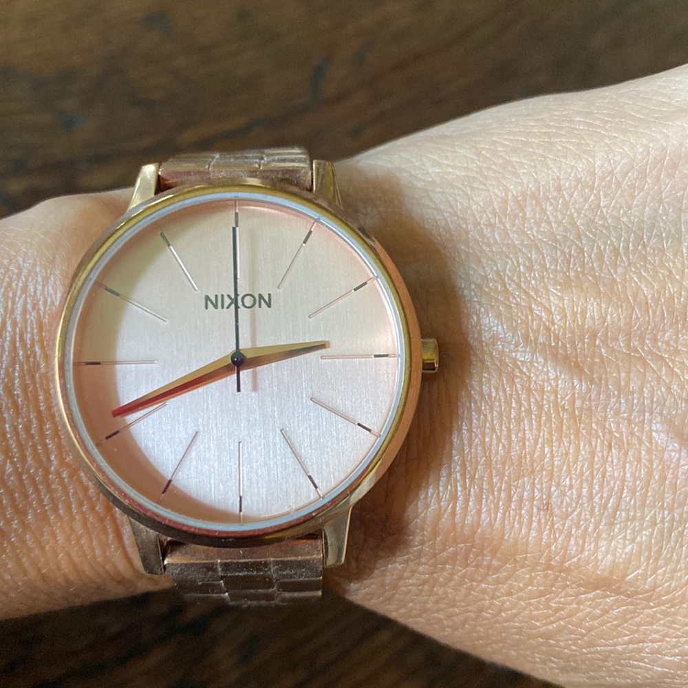 Nixon rose gold watch